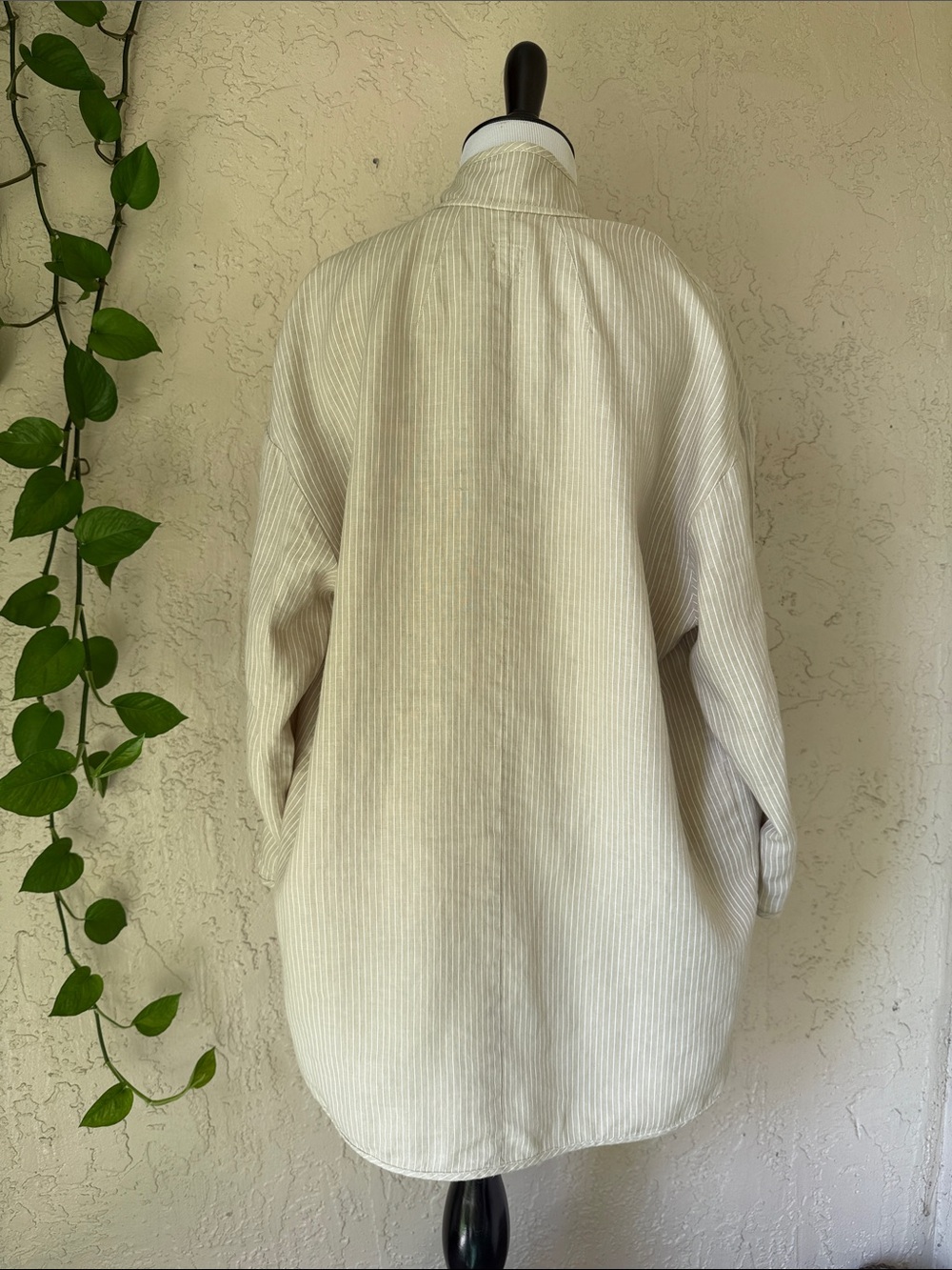 Women's Long Jacket 100% Linen in Cream - Picture 7 of 10